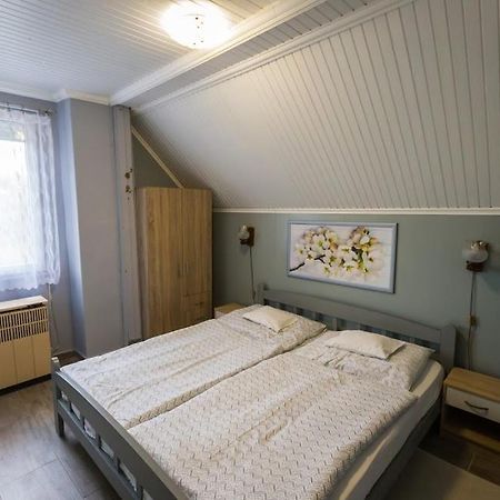 Joli Guesthouse Ordacsehi Экстерьер фото